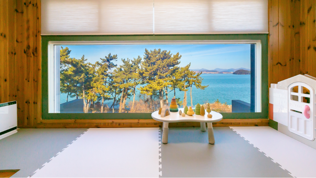 Yeosu Hi Mom Kids Family Pension Black
