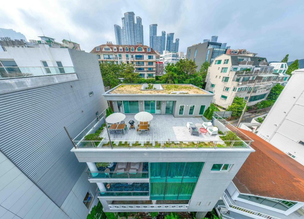 부산 4성급 호텔 | 부산 해운대 오션뷰 독채 펜션 숙박 후기 🏨 post thumbnail image
