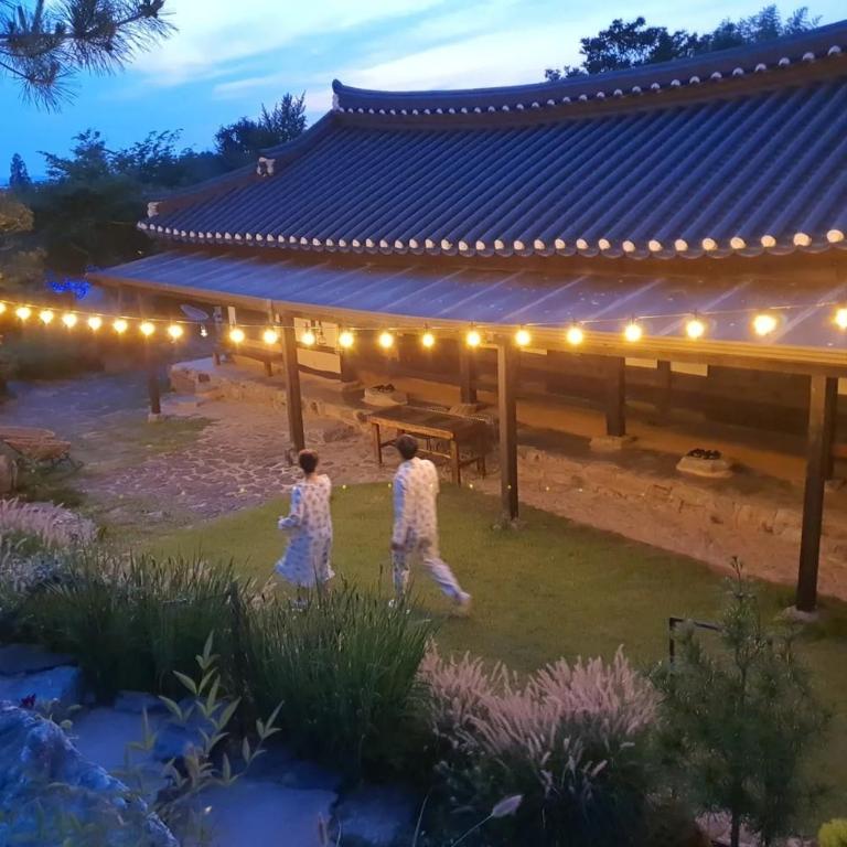 나주 호텔 추천 | 고택 산에는 꽃이피네 상세 리뷰 ⭐ post thumbnail image
