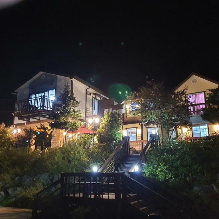 대화면의 프라이빗 하우스 (100m², 침실 3개, 프라이빗 욕실 2개)