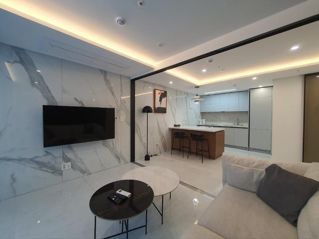 강남의 아파트먼트 (42m², 침실 1개, 프라이빗 욕실 1개)