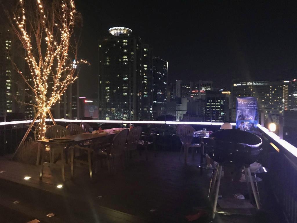 남산 아트몬스테이