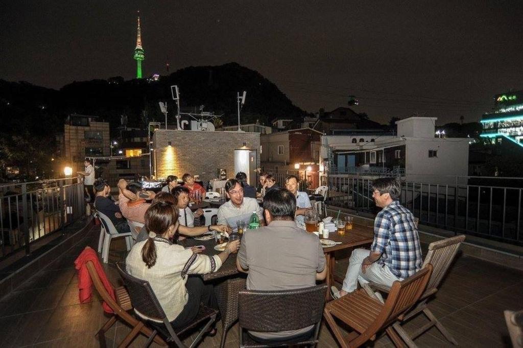 남산 아트몬스테이