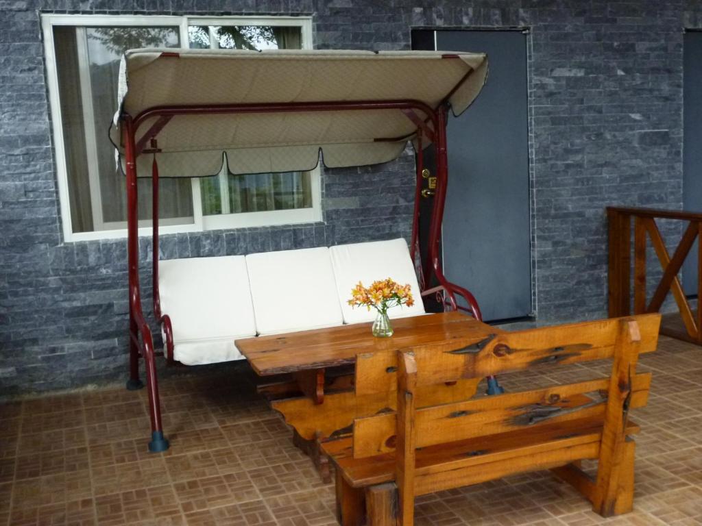 ✨ 현지인도 인정한 대만 호텔 | ‘Spring Garden BnB’ 진짜 괜찮았을까? post thumbnail image